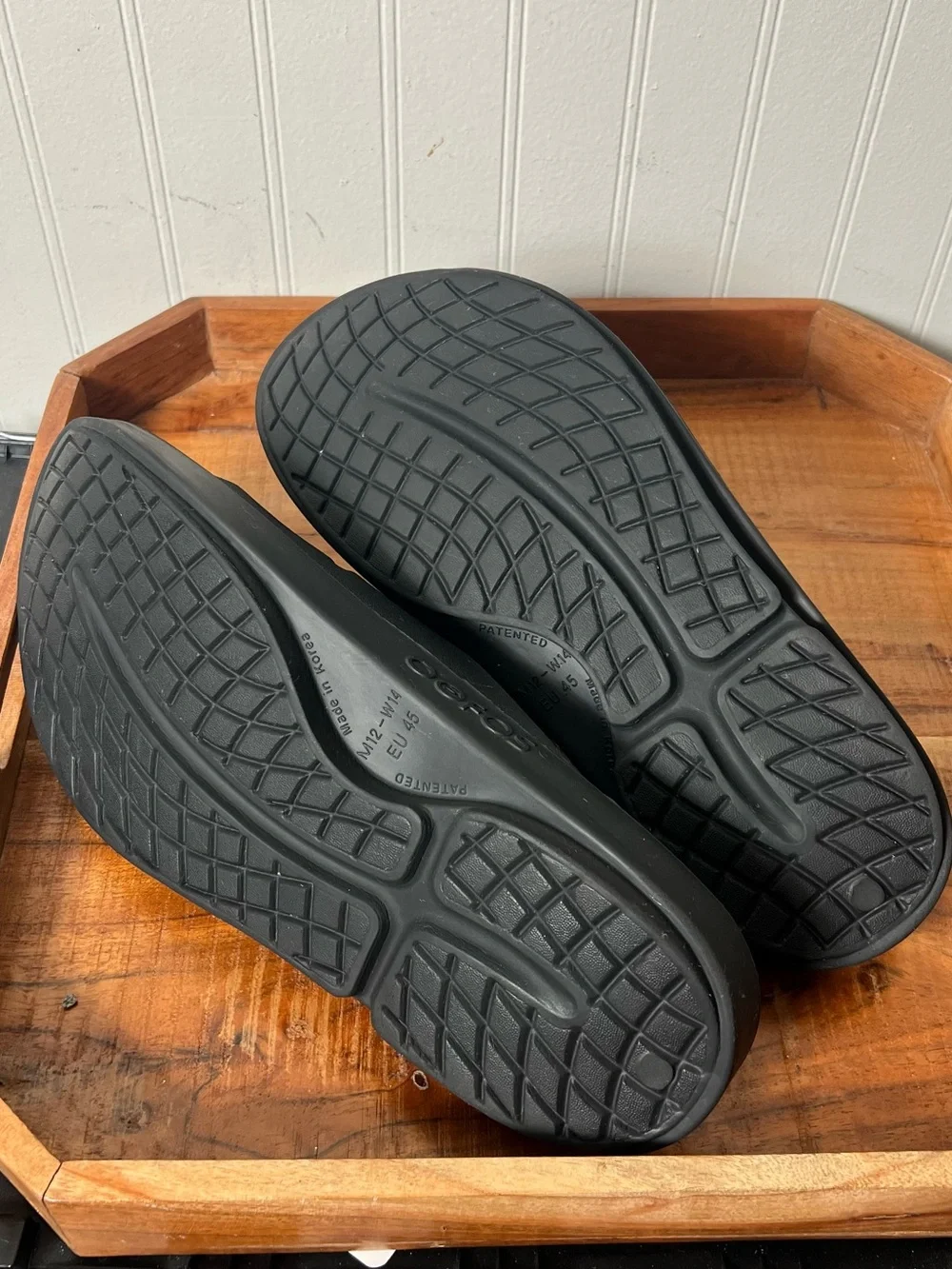 Oofos Mens 12 Ooahh Black Slide Sandal